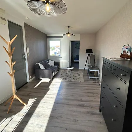 F2 Meuble Apartman Dunkirk